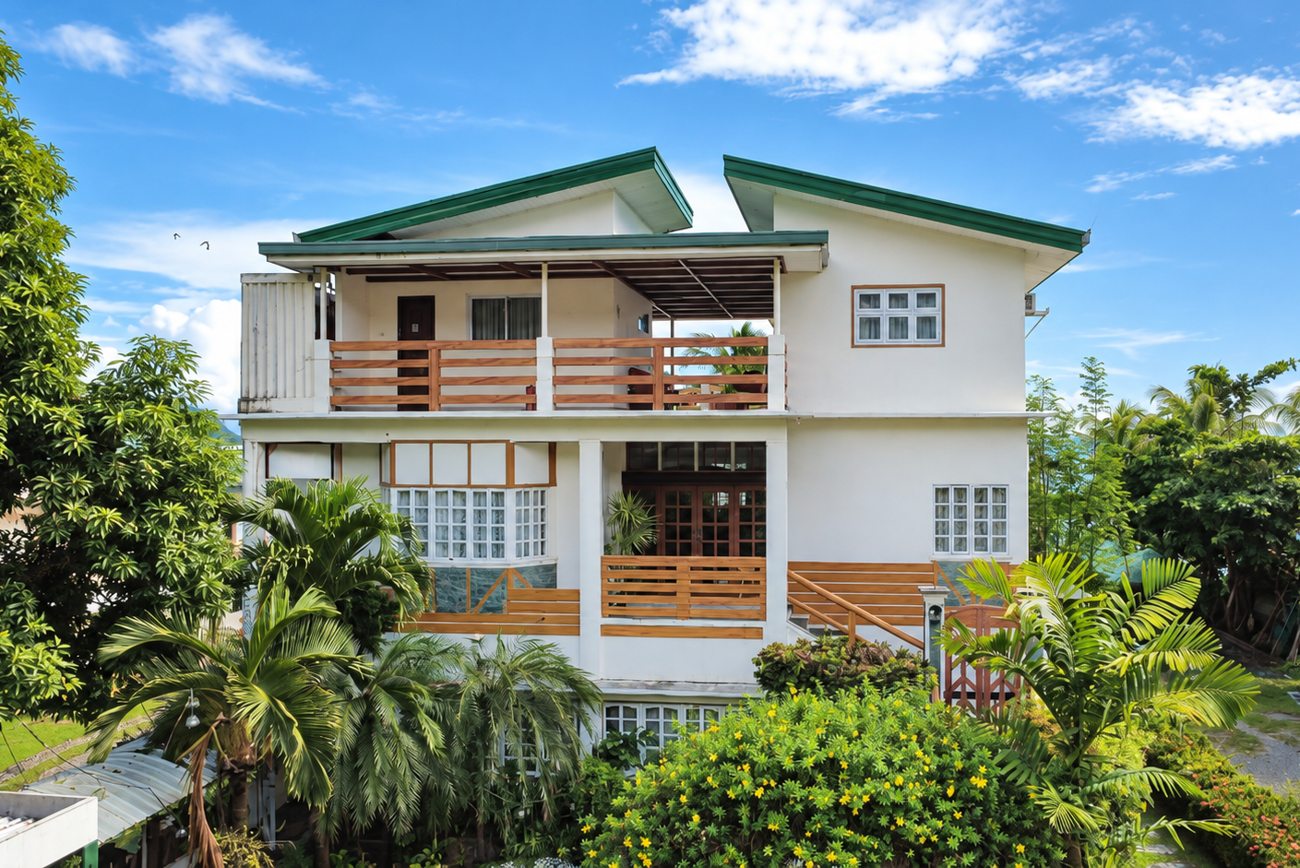 Executive House